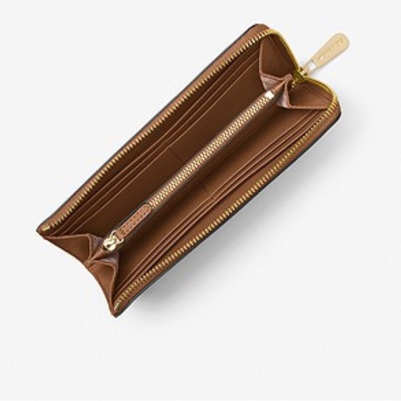 Michael Kors Carmel colored in very good condition - Picture 5 of 7